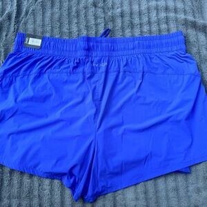 Spyder Active wear shorts XXL. NWT